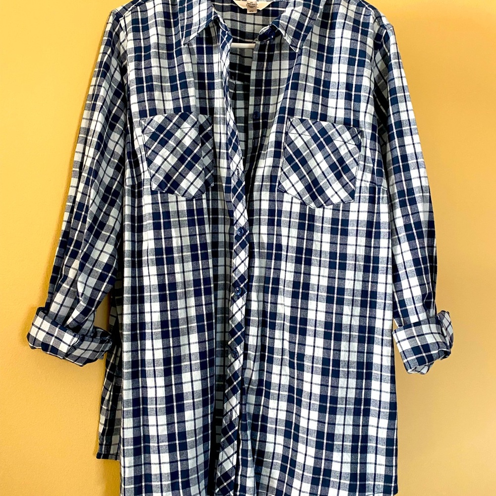 Woman’s 16W - 18W button down flannel